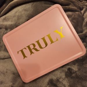 Truly Beauty FULL lunchbox